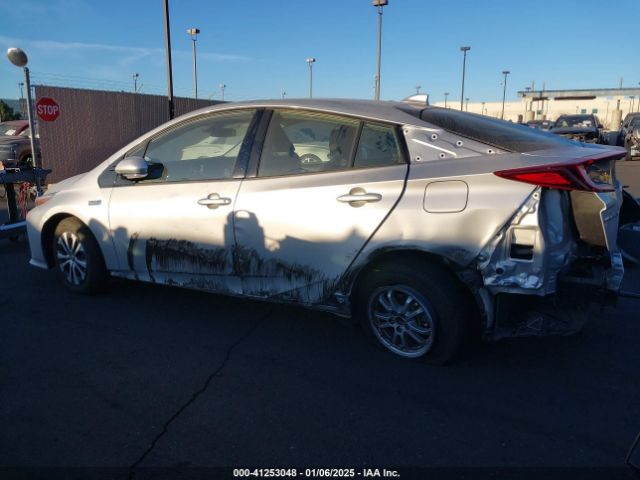 JTDKARFP3L3152954 Toyota Prius Prime Le