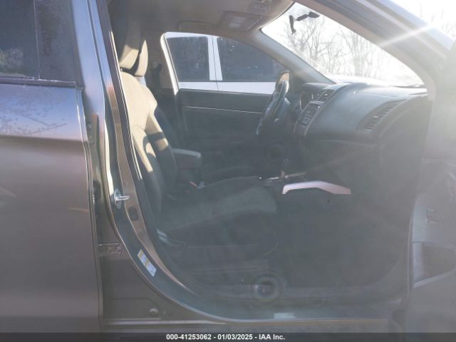 4A4AR3AU6EE031611 Mitsubishi Outlander Sport Es