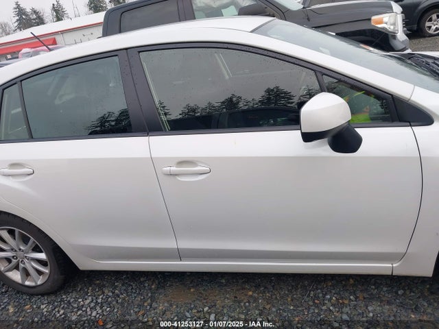 Subaru Impreza 2.0i Premium 2014 JF1GPAC67E8249569 Image 14