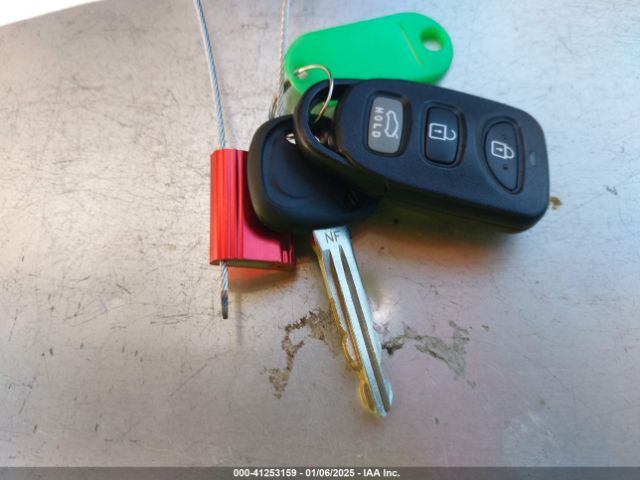 5NPD84LF8HH042268 Hyundai ELANTRA SE