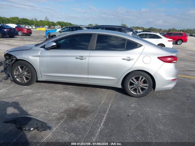 5NPD84LF8HH042268 Hyundai ELANTRA SE