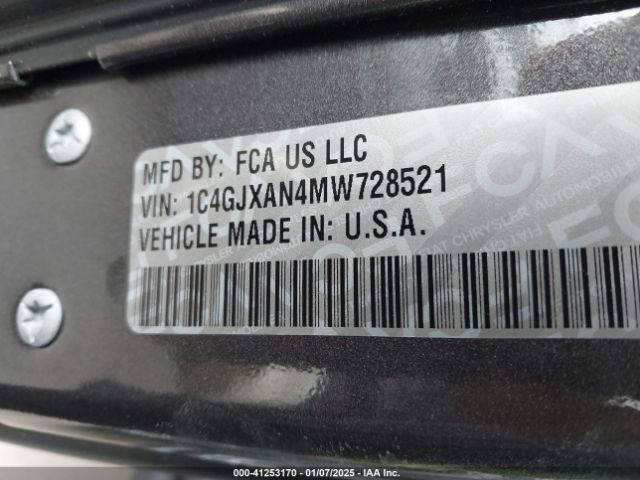 1C4GJXAN4MW728521 Jeep Wrangler Willys 4x4