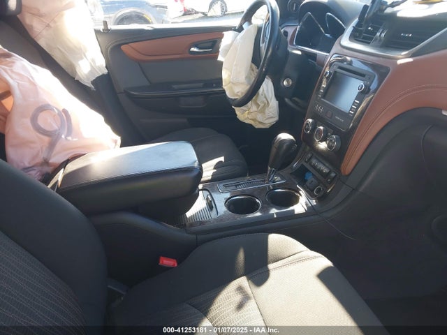 Chevrolet Traverse 1lt 2015 1GNKRGKD7FJ106009 Image 5