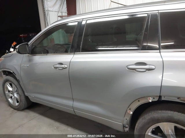 5TDDCRFH9GS015968 Toyota Highlander Hybrid Limited Platinum V6