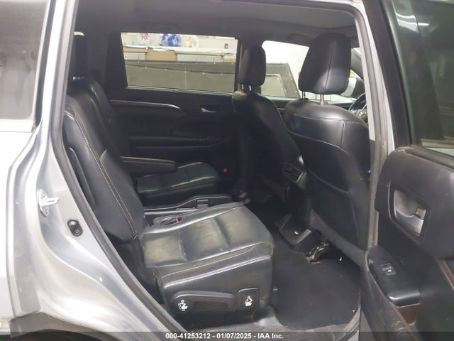 5TDDCRFH9GS015968 Toyota Highlander Hybrid Limited Platinum V6