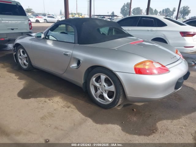 2002 PORSCHE BOXSTER WP0CA29842U623941 Photo 2