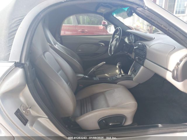 2002 PORSCHE BOXSTER WP0CA29842U623941 Photo 4