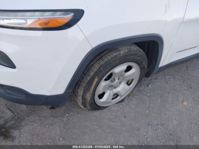 1C4PJLABXGW297069 Jeep Cherokee Sport