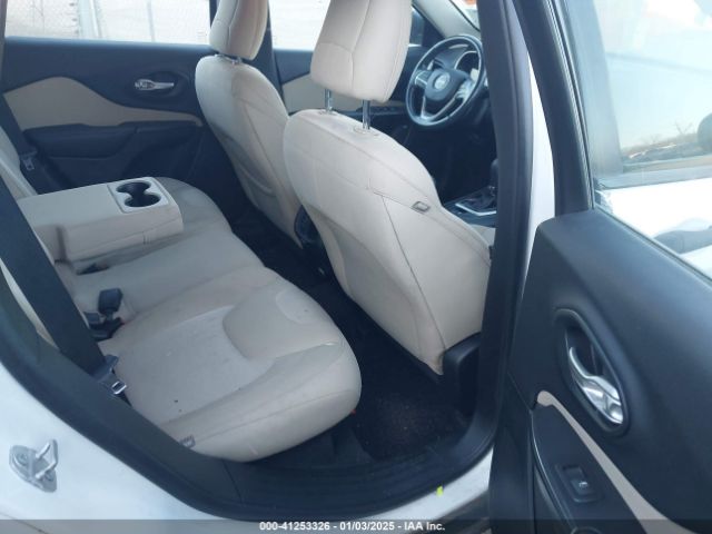 1C4PJLABXGW297069 Jeep Cherokee Sport