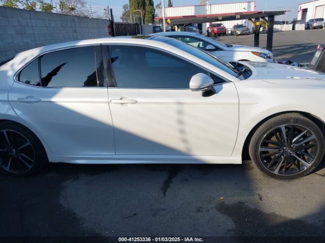 4T1B61HK2JU136350 Toyota CAMRY XSE