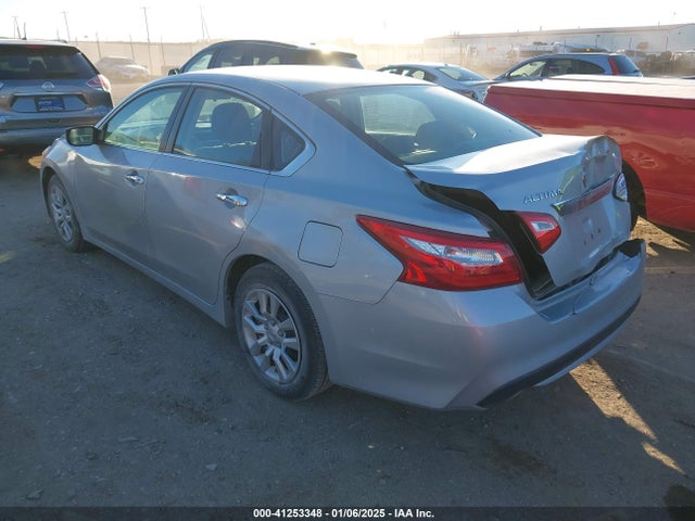 1N4AL3AP3HN360604 Nissan Altima 2.5 S