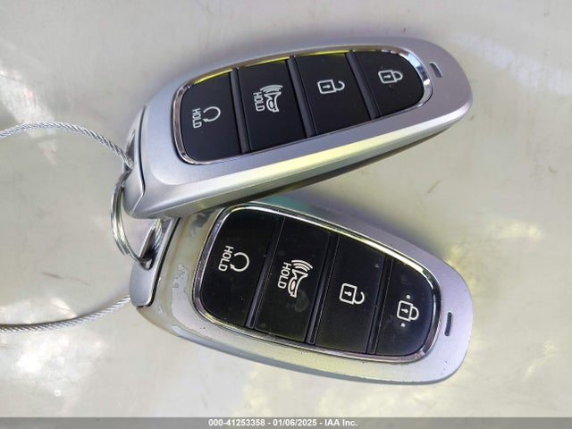 5NMJBCAE6NH106986 Hyundai TUCSON SEL