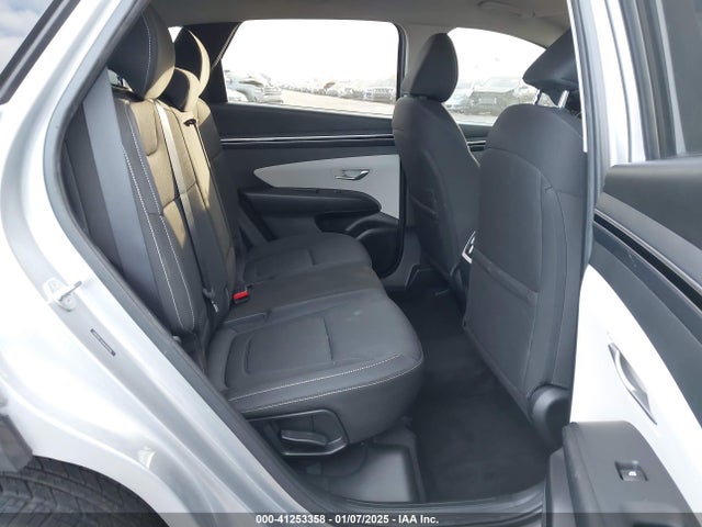 5NMJBCAE6NH106986 Hyundai TUCSON SEL
