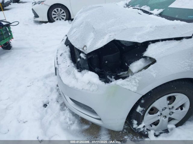 KNAFK4A69F5296613 KIA FORTE LX