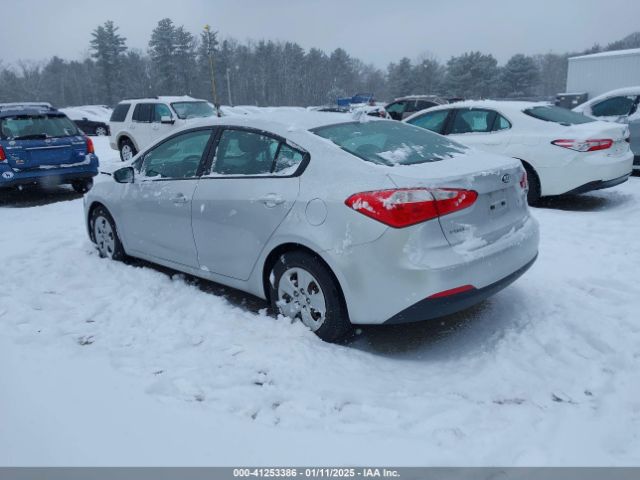 KNAFK4A69F5296613 KIA FORTE LX