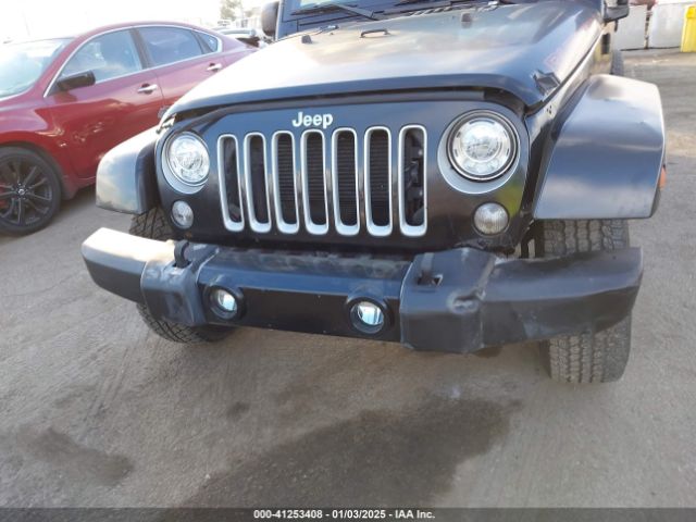 1C4HJWEG1HL726260 Jeep Wrangler Unlimited Sahara