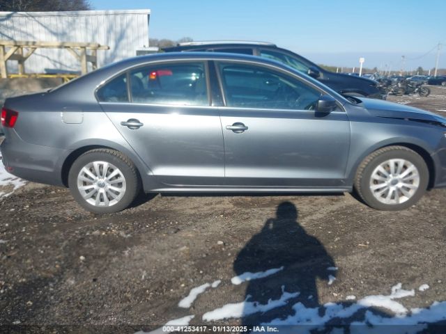 3VW2B7AJ1HM391104 Volkswagen Jetta 1.4t S