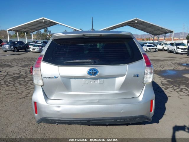 JTDZN3EU4HJ057460 Toyota Prius V Three