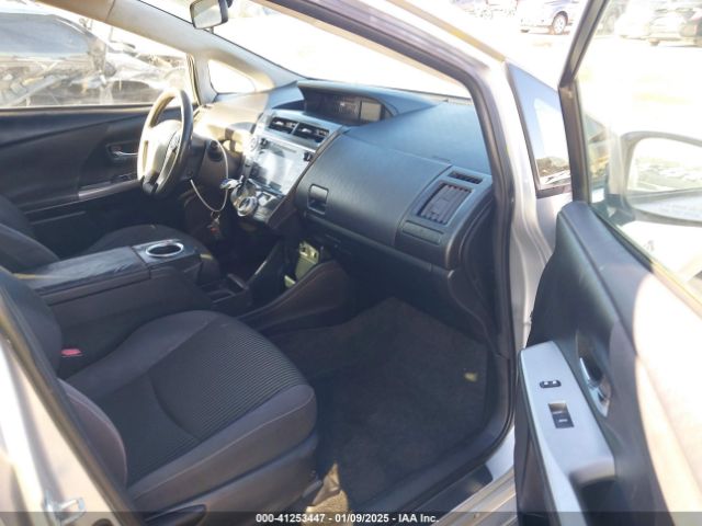 JTDZN3EU4HJ057460 Toyota Prius V Three