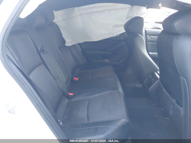 1HGCV1F3XNA109946 Honda Accord Sport