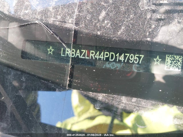 LRBAZLR44PD147957 Buick Envision Preferred Fwd