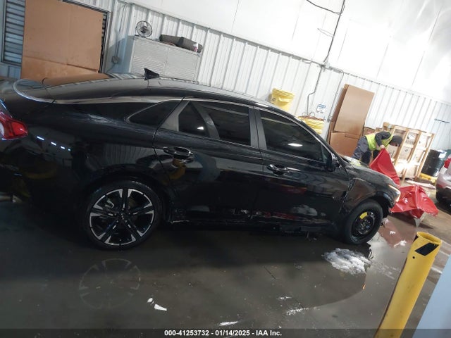 5XXG64J2XRG235179 KIA K5 Gt-line