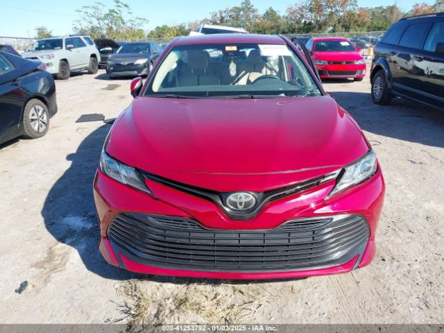 4T1B11HK2JU657132 Toyota CAMRY LE