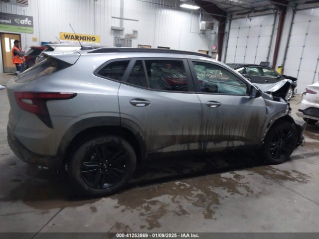 KL77LKEP6SC018945 Chevrolet Trax Fwd Activ