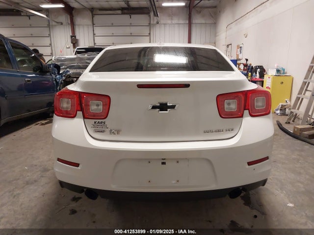 Chevrolet Malibu 2lz 2015 1G11G5SXXFF201359 Image 16