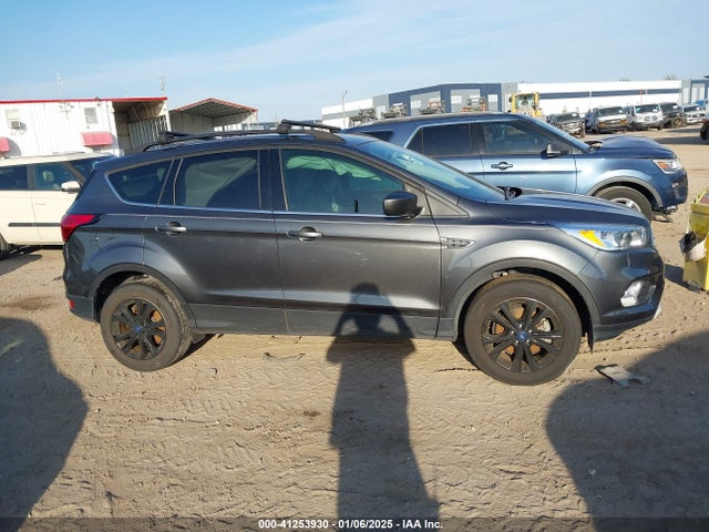 Ford ESCAPE SE 2019 1FMCU0GD8KUC46361 Image 13
