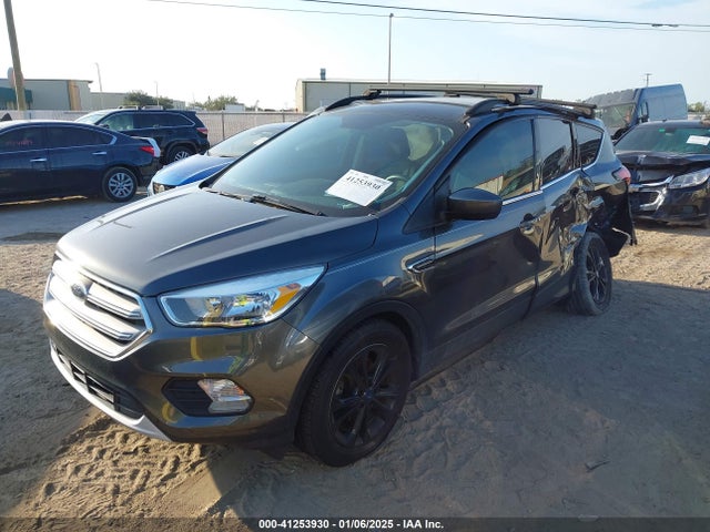 Ford ESCAPE SE 2019 1FMCU0GD8KUC46361 Image 2