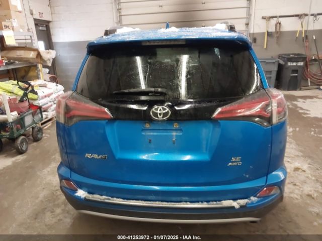 JTMJFREV8JD238345 Toyota RAV4 SE