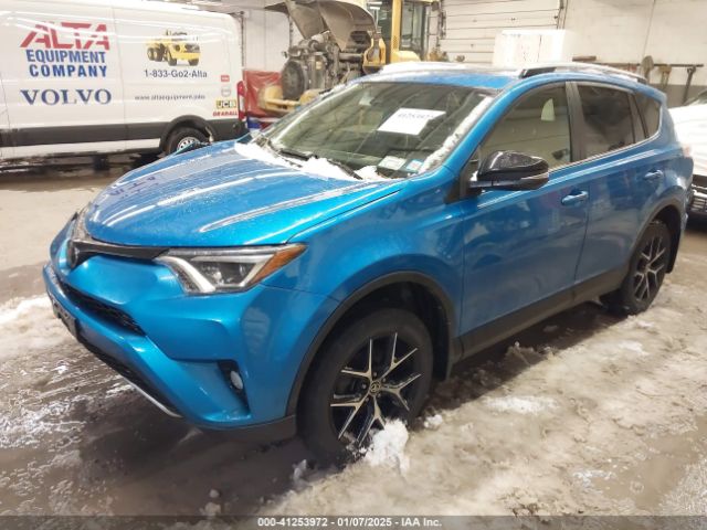 JTMJFREV8JD238345 Toyota RAV4 SE