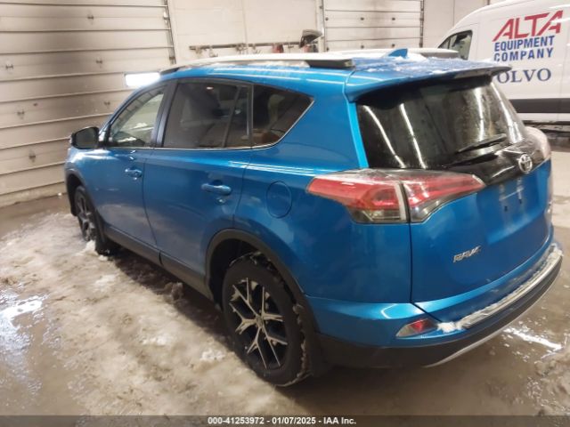JTMJFREV8JD238345 Toyota RAV4 SE
