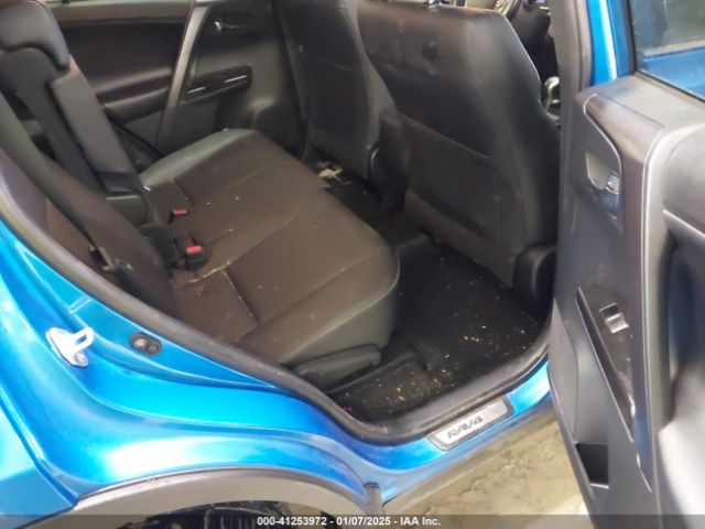 JTMJFREV8JD238345 Toyota RAV4 SE