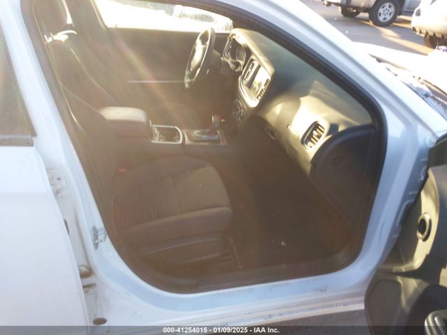 2019 DODGE CHARGER 2C3CDXJG7KH697353 Photo 4