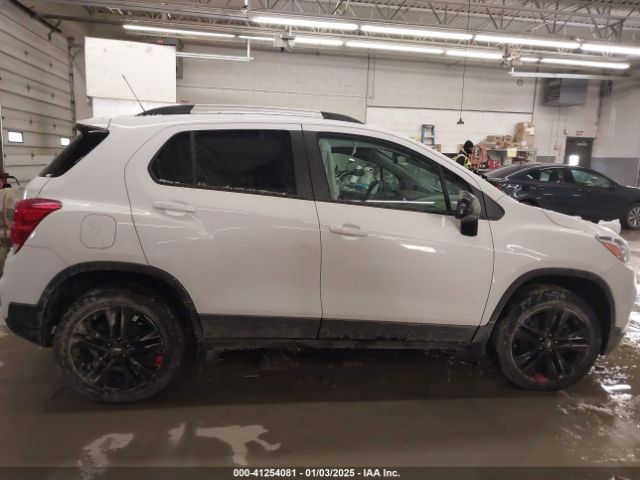 KL7CJPSBXLB328257 Chevrolet Trax Awd Lt