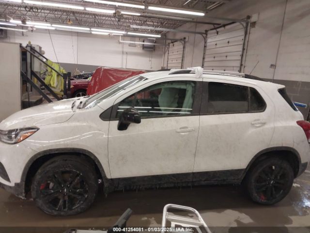 KL7CJPSBXLB328257 Chevrolet Trax Awd Lt