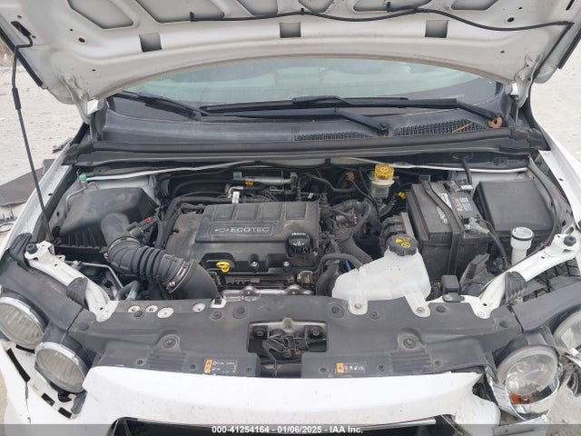 1G1JE6SB3F4216796 Chevrolet Sonic Ltz Auto