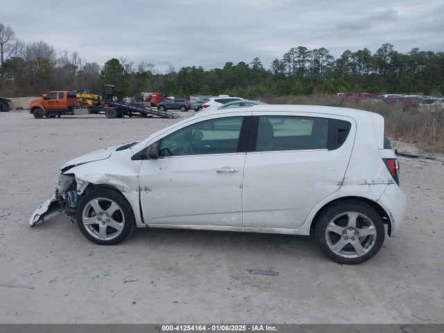1G1JE6SB3F4216796 Chevrolet Sonic Ltz Auto