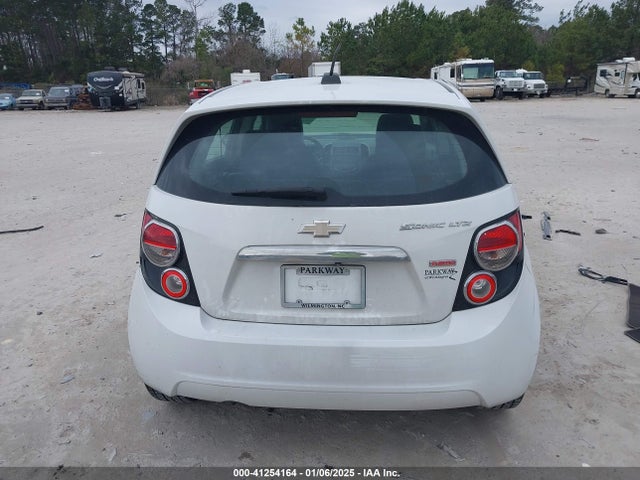 1G1JE6SB3F4216796 Chevrolet Sonic Ltz Auto