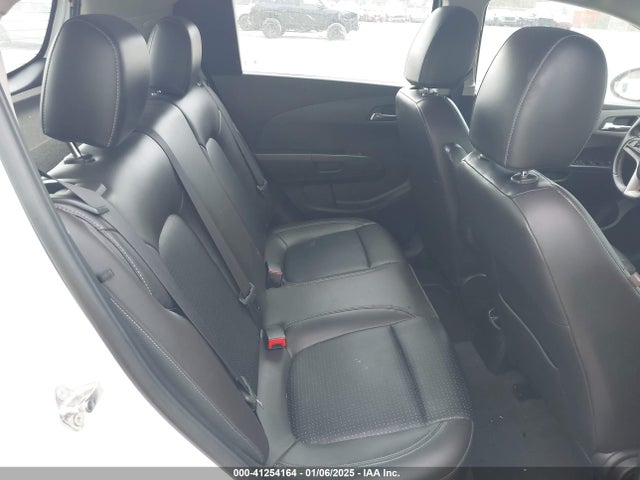 1G1JE6SB3F4216796 Chevrolet Sonic Ltz Auto