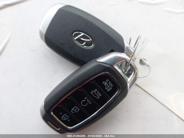 5NPLS4AG9PH087341 Hyundai ELANTRA SEL
