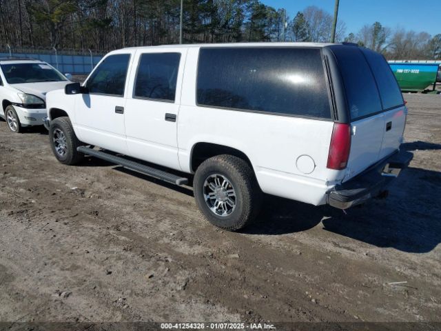 1995 CHEVROLET SUBURBAN 1GNFK16K0SJ362711 Photo 2