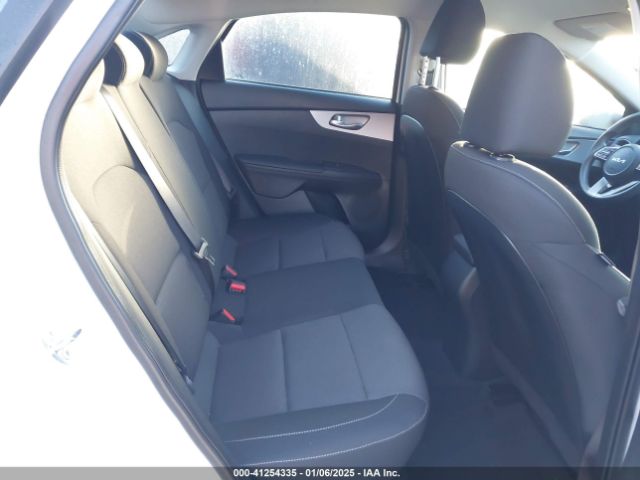 3KPF24AD9RE775818 KIA Forte Lxs