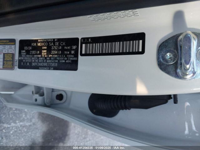 3KPF24AD9RE775818 KIA Forte Lxs