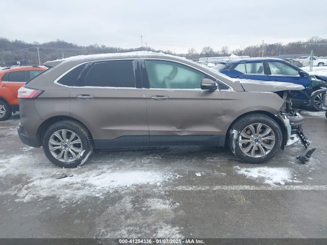 2FMPK4K9XKBB01507 Ford Edge Titanium