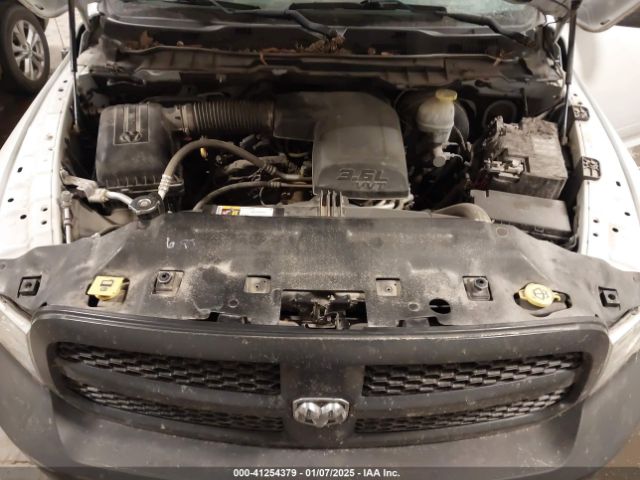 3C6JR6DG1JG225309 RAM 1500 Tradesman  4x2 8' Box