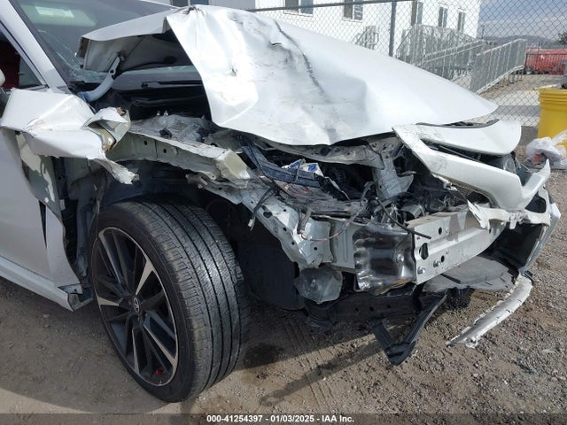 4T1B61HKXKU702448 Toyota CAMRY XSE