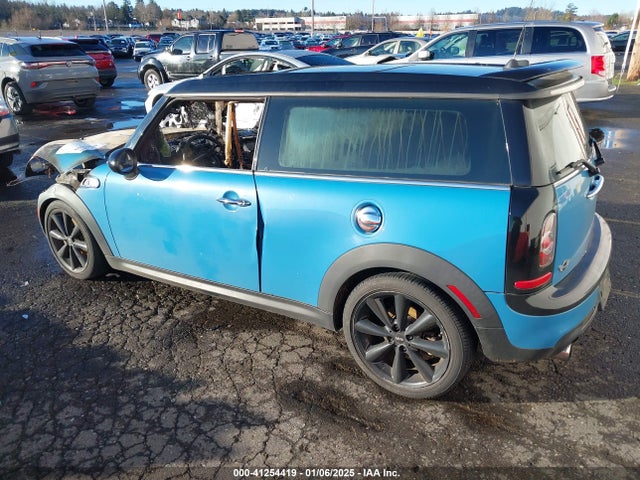 2013 MINI CLUBMAN WMWZG3C51DT576368 Photo 2